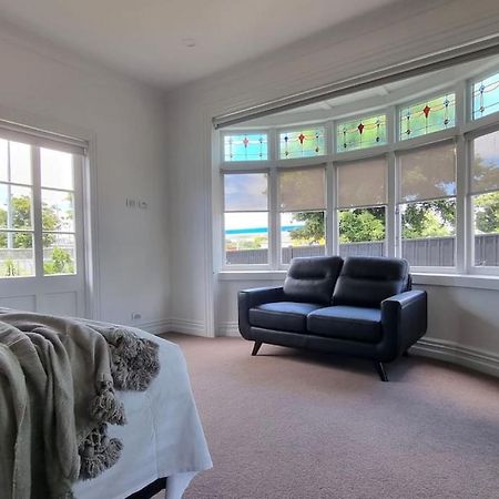 Central Auckland 5-Bedroom Villa With Free Parking Екстер'єр фото