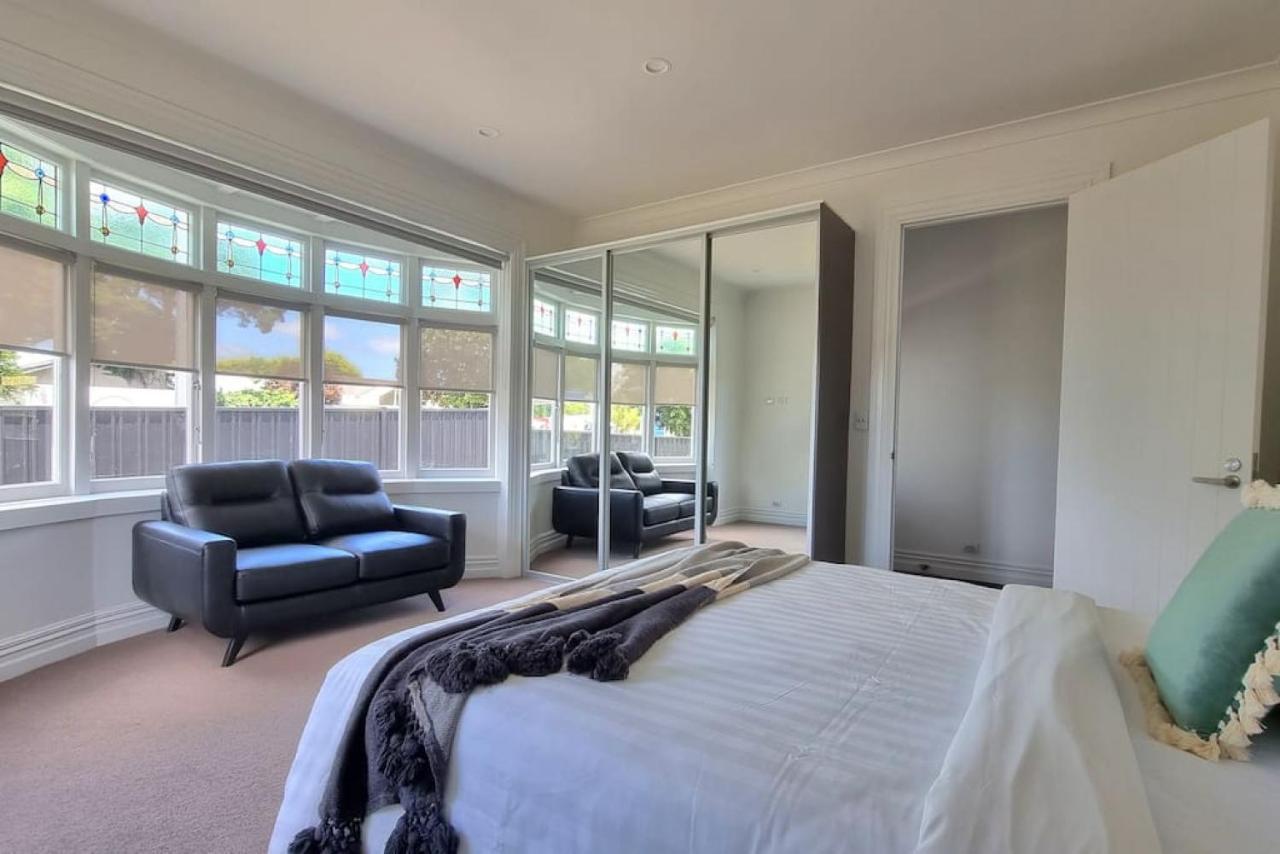 Central Auckland 5-Bedroom Villa With Free Parking Екстер'єр фото