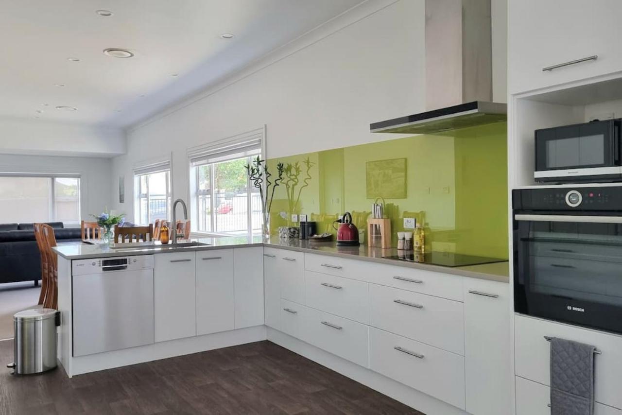 Central Auckland 5-Bedroom Villa With Free Parking Екстер'єр фото