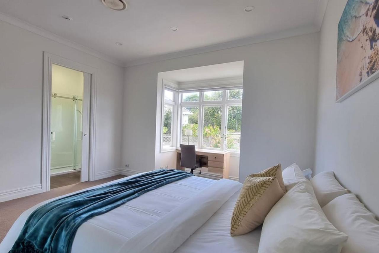 Central Auckland 5-Bedroom Villa With Free Parking Екстер'єр фото