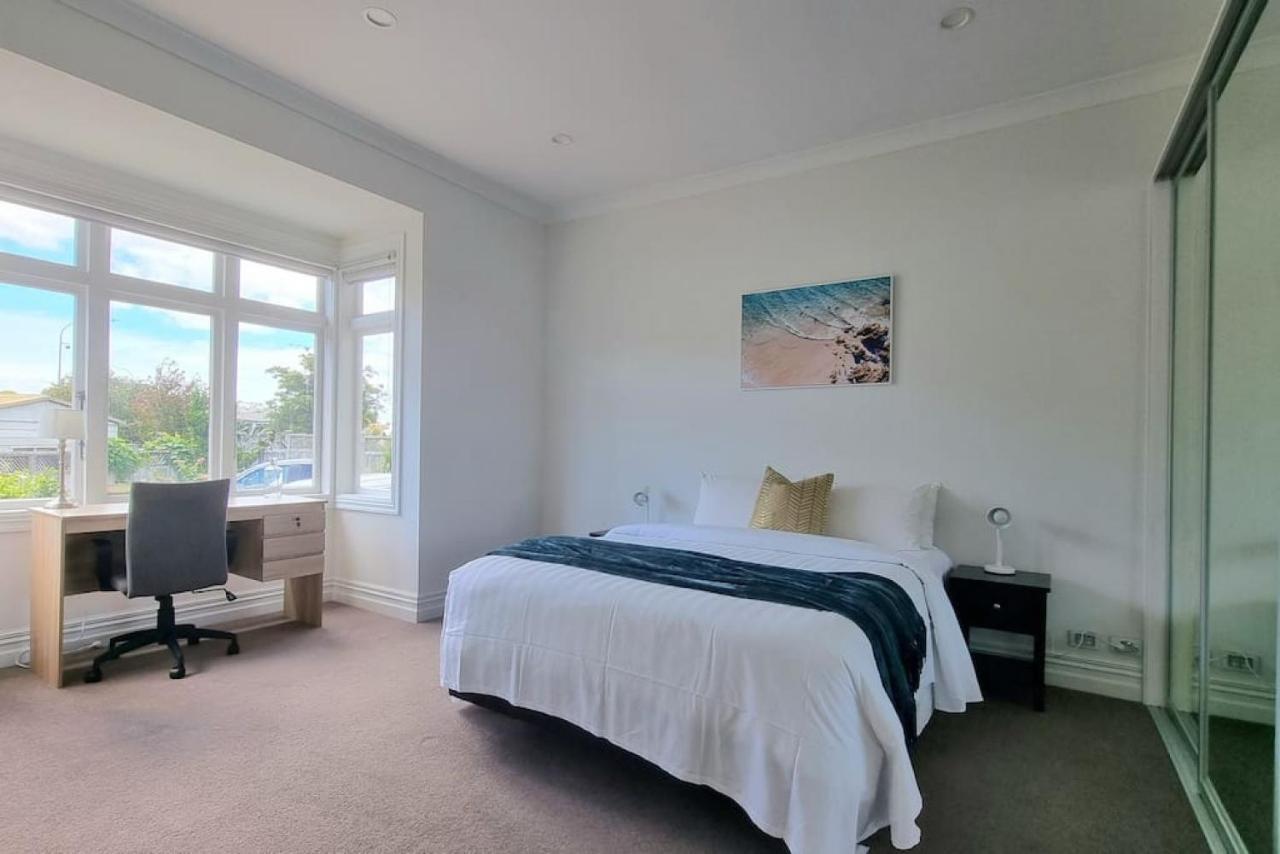 Central Auckland 5-Bedroom Villa With Free Parking Екстер'єр фото