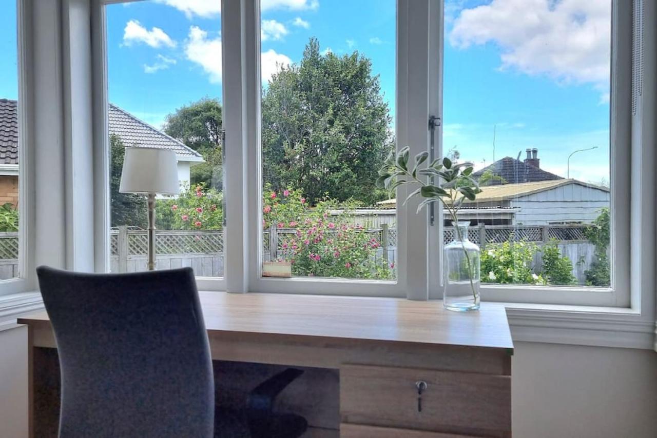Central Auckland 5-Bedroom Villa With Free Parking Екстер'єр фото