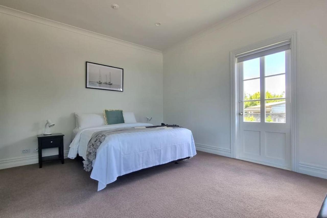 Central Auckland 5-Bedroom Villa With Free Parking Екстер'єр фото